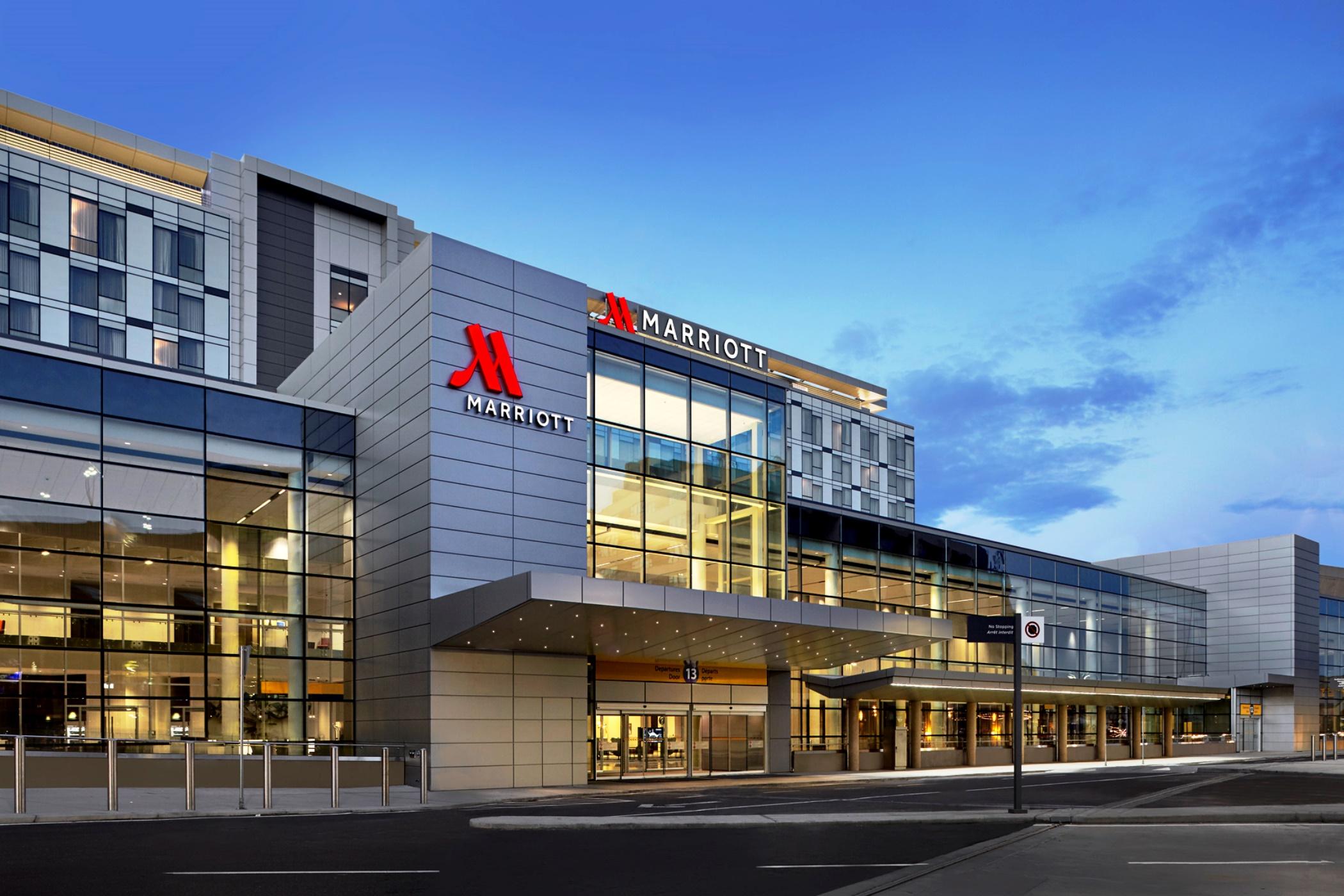 Calgary Airport Marriott In-Terminal Hotel Exterior foto